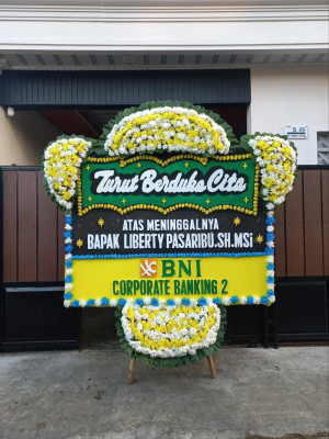 Papan Bunga Duka di Yahuliambut